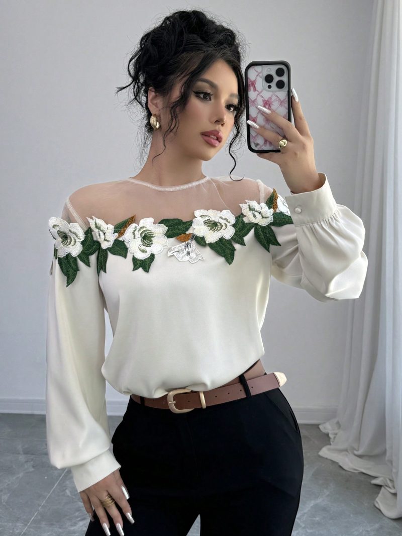 Women's Elegant Mesh Patchwork Embroidered Lace Long Sleeve Blouse