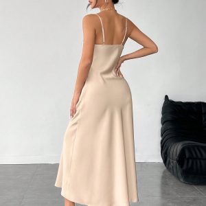 Solid Color Swing Collar Long Satin Satin Suspender Dress Suitable For Dates