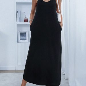 Women's Solid Color Spaghetti Strap Pocket Simple Long Casual Dress