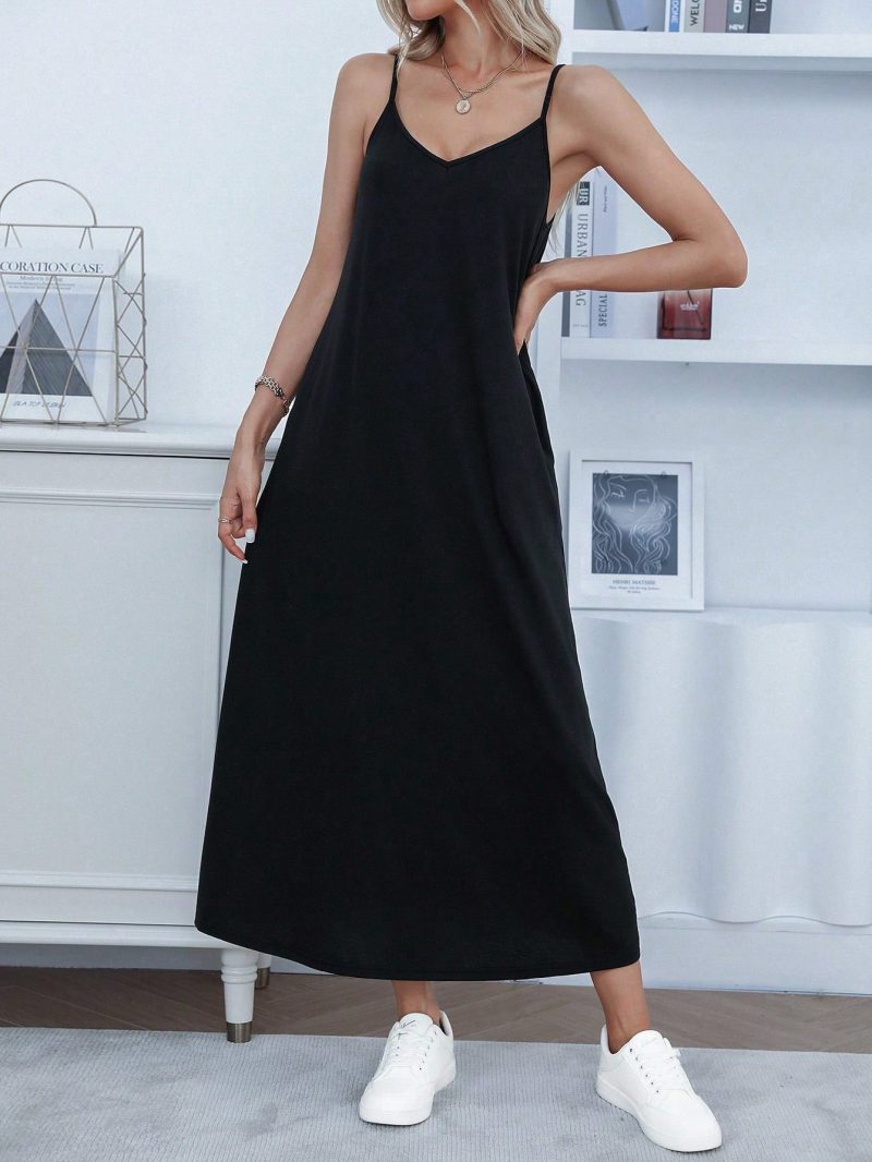 Women's Solid Color Spaghetti Strap Pocket Simple Long Casual Dress