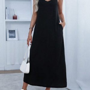 Women's Solid Color Spaghetti Strap Pocket Simple Long Casual Dress