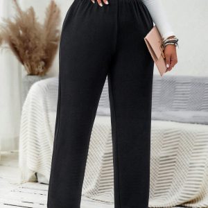 Plus Size Solid Color Elastic Waist Pocket Casual Straight Leg Pants