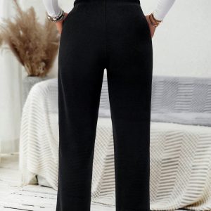 Plus Size Solid Color Elastic Waist Pocket Casual Straight Leg Pants