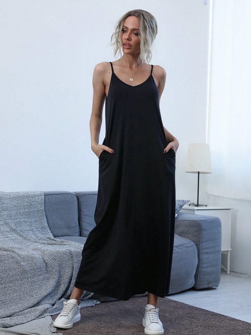 Women's Solid Color Spaghetti Strap Pocket Simple Long Casual Dress
